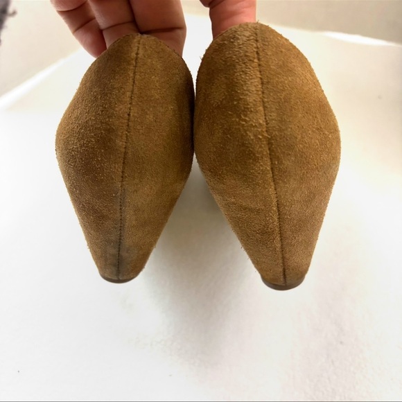 Franco Sarto Tan Suede 70’s” Closed Round Toe Slip On Wedge Heels Size 8.5 - Picture 10 of 12